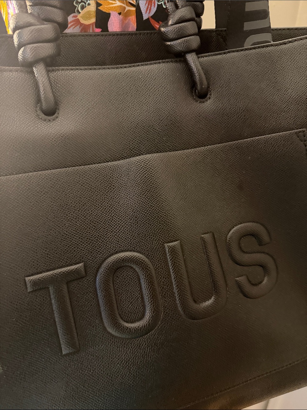 Rare AMAYA *TOUS leather tote / shopping bag purchased in Beverly Hills 2025.